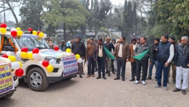 Photo of मतदाता जागरूकता रथ को हरी झंडी दिखाकर परिचालन प्रारंभ किया गया