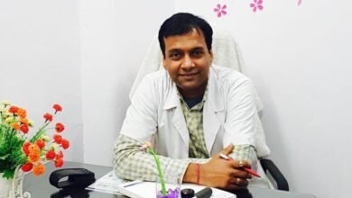Photo of महिलाओं के गंजेपन दूर करने का डॉ. अभिजीत ने किया सफल शोध