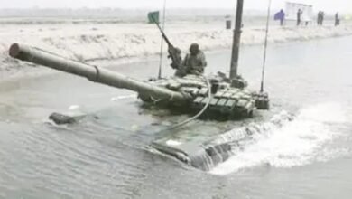 Photo of लद्दाख में टैंक अभ्यास के दौरान नदी का जलस्तर बढ़ा, 05 जवान शहीद