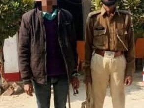 Photo of 22 लीटर देसी शराब के साथ एक कारोबारी गिरफ्तार, सलखुआ थाना पुलिस की कार्रवाई