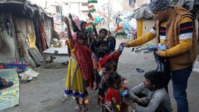 Photo of युवा समाजसेवी रौशन मिश्रा ने अनोखे अंदाज में मनाया गणतंत्र दिवस