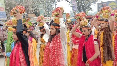 Photo of राम मंदिर के प्राण प्रतिष्ठा के एक वर्ष पूरे होने पर श्रद्धालुओं ने निकाला कलश यात्रा