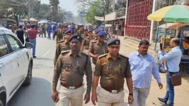 Photo of तीन प्रखंड पर एक डीएसपी, चार इंस्पेक्टर के अलावे जिले के बाहर से पहुंचे 150 अतिरिक्त जवान के सहारे शांतिपूर्ण मनाई जाएगी होली और ईद के जुम्मे की नमाज