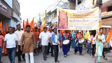 Photo of संत सद्गुरु महर्षि मेंहीं परमहंस जी महराज के 141 वी.पावन जंयती समारोह के अवसर पर निकाली गई प्रभात फेरी