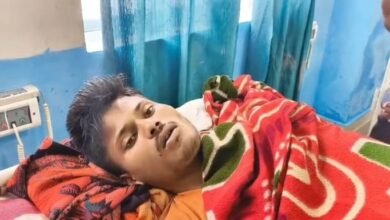 Photo of मोबाइल चोरी का एफआईआर दर्ज करवा कर वापस लौट रहे बाइक सवार दुर्घटनाग्रस्त, महिला की मौत
