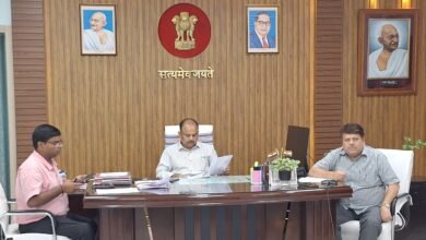 Photo of जिलाधिकारी द्वारा RTPS संबंधित मामलो के निष्पादन की अद्यतन स्थिति समीक्षा क्रम में लंबित मामलों के अविलंब निष्पादन का निर्देश