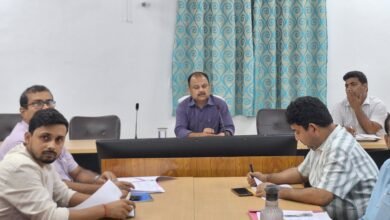 Photo of जिलाधिकारी की अध्यक्षता में हुई जनकल्याणकारी योजनाओं की समीक्षात्मक बैठक 