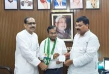 Photo of समस्तीपुर के सुप्रसिद्ध चिकित्सक डॉ. मनोज ने थामा जदयू का दामन
