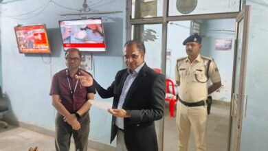 Photo of व्यय प्रेक्षक ने Media/MCMC कोषांग का किया निरीक्षण