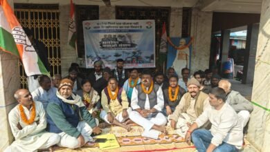 Photo of मनरेगा बचाओ संग्राम, शंकर चौक पर कांग्रेस का एक दिवसीय उपवास कार्यक्रम संपन्न