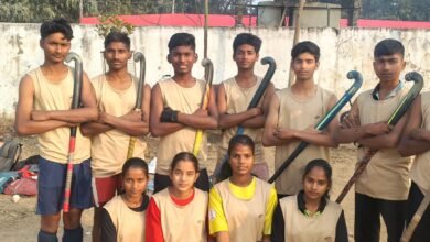 Photo of बक्सर गोल्ड कप 2026 के लिए कबीर हॉकी टीम रवाना